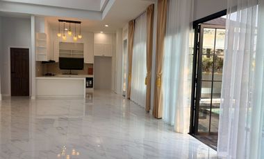 3 Bedroom Villa for sale in Saraphi, Chiang Mai