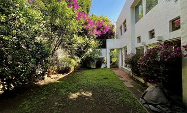 CASA EN VENTA O RENTA EN BOSQUES DE LAS LOMAS