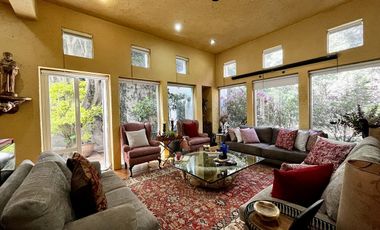 CASA EN VENTA O RENTA EN BOSQUES DE LAS LOMAS