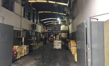 Excelente Deposito de 375m2 - Banfield