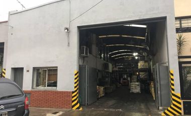 Excelente Deposito de 375m2 - Banfield