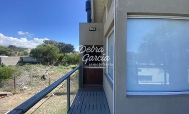 Complejo en venta de dos PH frente a la playa de 3 ambientes cada uno en Nueva Atlantis