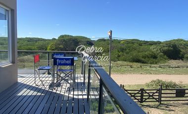 Complejo en venta de dos PH frente a la playa de 3 ambientes cada uno en Nueva Atlantis