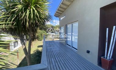 Complejo en venta de dos PH frente a la playa de 3 ambientes cada uno en Nueva Atlantis