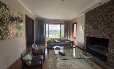 Casa a la laguna Lagos del Norte