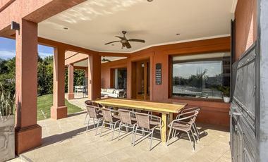 Casa a la laguna Lagos del Norte