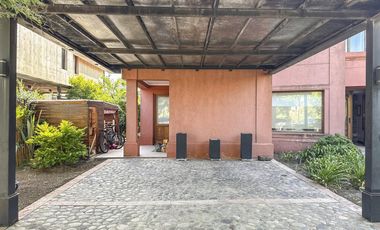 Casa a la laguna Lagos del Norte