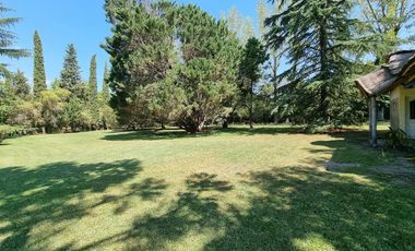 Venta - Lote con mejoras - Barrio Los Pinos - Exaltación de la Cruz
