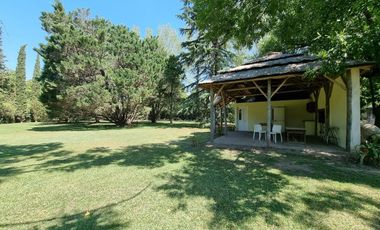 Venta - Lote con mejoras - Barrio Los Pinos - Exaltación de la Cruz