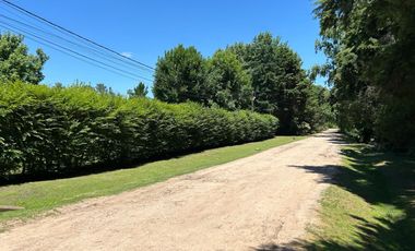 Venta - Lote con mejoras - Barrio Los Pinos - Exaltación de la Cruz