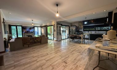 Casa en Venta 4 Dormitorios con Pileta en Villa del Plata, Punta Lara - Lote en Esquina