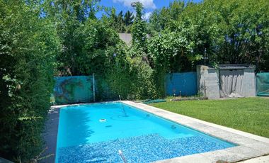 Casa en Venta 4 Dormitorios con Pileta en Villa del Plata, Punta Lara - Lote en Esquina