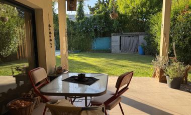 Casa en Venta 4 Dormitorios con Pileta en Villa del Plata, Punta Lara - Lote en Esquina