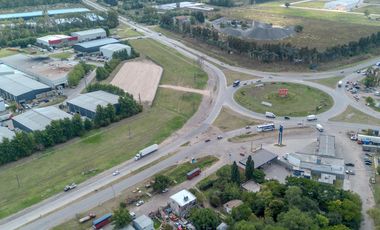 Alquiler - Depósito - Parque Industrial del Oeste - 2 Naves de 3.300m2