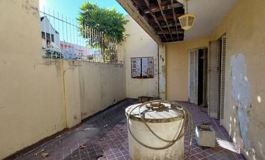 Casa para reciclar o ideal emprendimiento-Lomas Oeste