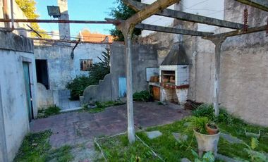 Casa para reciclar o ideal emprendimiento-Lomas Oeste