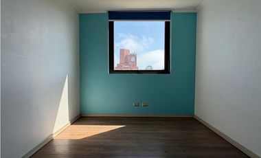 Venta amplio departamento en 9 Norte