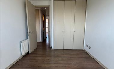 Venta amplio departamento en 9 Norte