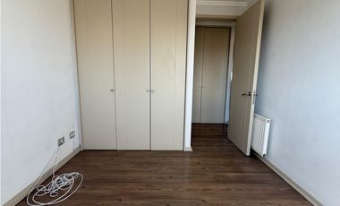 Venta amplio departamento en 9 Norte