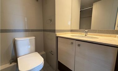 Venta amplio departamento en 9 Norte