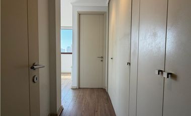 Venta amplio departamento en 9 Norte