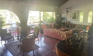 Venta  Espectacular Casa Colonial / Mediterránea / Camino el Cajón