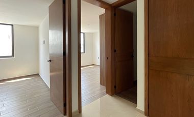 Cas en venta, Valle Imperial, Coto cerezo, Zapopan