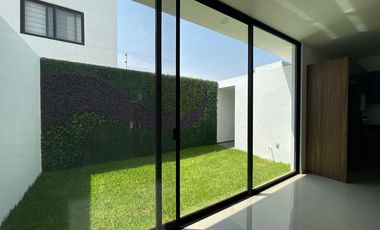 Cas en venta, Valle Imperial, Coto cerezo, Zapopan