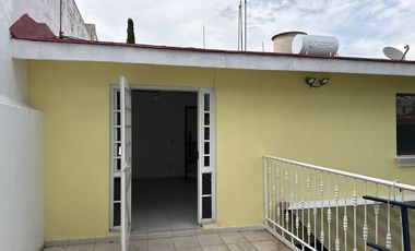 Casa renta Bugambilias 1era sección, muy cerca de la plaza, Zapopan, Jalisco