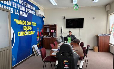 SE VENDE PROPIEDAD DE 940 M2 A PASOS DE LA PLAZA DE  CURICO