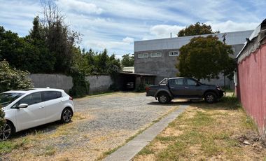 SE VENDE PROPIEDAD DE 940 M2 A PASOS DE LA PLAZA DE  CURICO