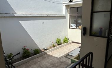 SE VENDE PROPIEDAD DE 940 M2 A PASOS DE LA PLAZA DE  CURICO