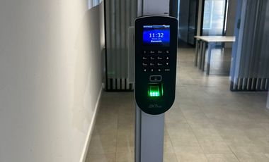 ARRIENDO OFICINA 5HAB 2BA ÑUÑOA