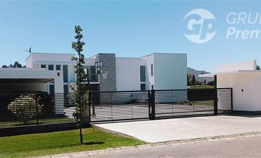 Casa en Venta en Exclusividad y espacio: Casa en Calera de Tango