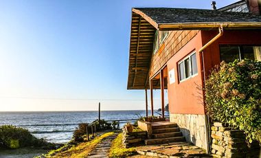 Hostal en venta frente al mar Osorno