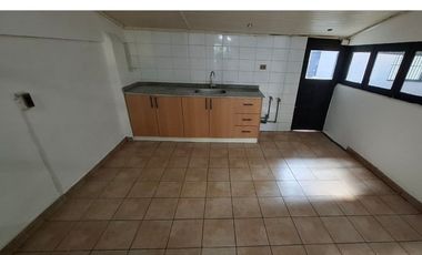 Casa en venta de 5 d en Linares