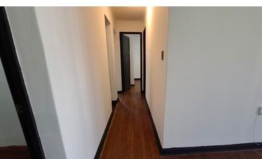 Casa en venta de 5 d en Linares