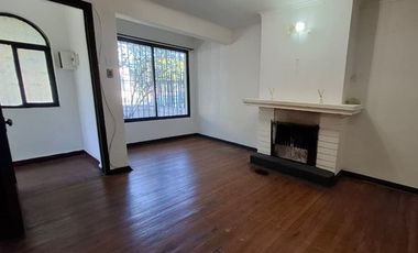 Casa en venta de 5 d en Linares