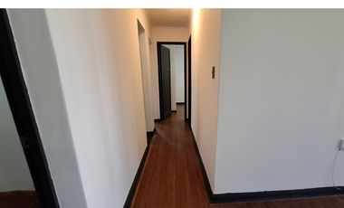 Casa en venta de 5 d en Linares