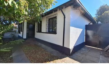 Casa en venta de 5 d en Linares