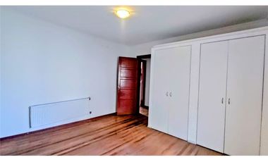 Edificio en Venta de 4 Pisos, 14 Privados
