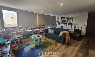 Casa en Arriendo en Sergio Reiss, cercano a Av. el Valle Norte