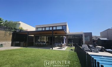 Casa en Arriendo en Sergio Reiss, cercano a Av. el Valle Norte