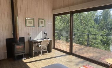 Casa de lujo con acceso playa del lago Calafquén.