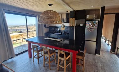 Se vende casa amoblada en Costa Huaquen