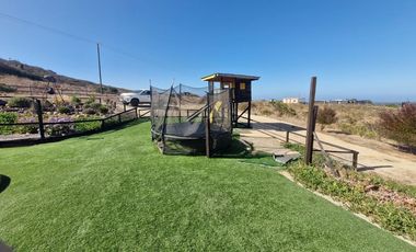 Se vende casa amoblada en Costa Huaquen