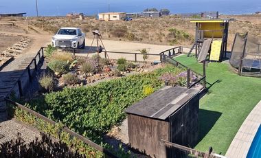 Se vende casa amoblada en Costa Huaquen
