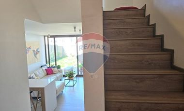 Arriendo Townhouse Chicureo Norte