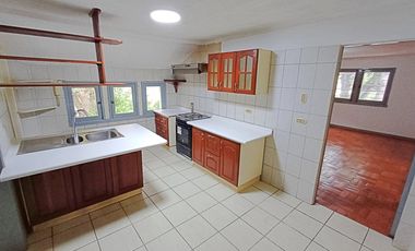 Vivabien Propiedades Vende Espectacular Casa en Exclusivo sctor de Miraflores Alto, Viña del Mar
