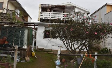Vivabien Propiedades Vende Increible Casa en Cerro Placeres, Valparaiso